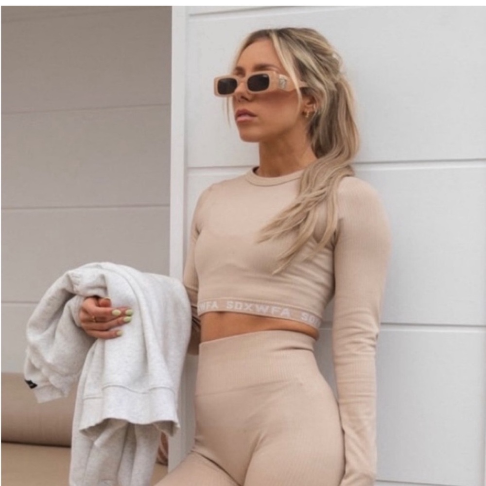 Sarah's Day x White Fox Boutique Seamless Long Sleeve Crop Top